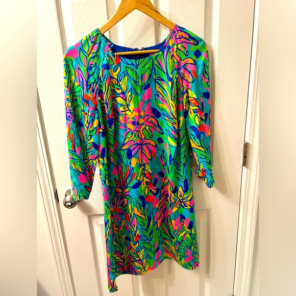 Lilly Pulitzer Carol Shift Dress hot spot pattern - Picture 1 of 4